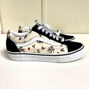 VANS Women's Old Skool Ditsy Floral True White Canvas Suede shoes Size 5.5M